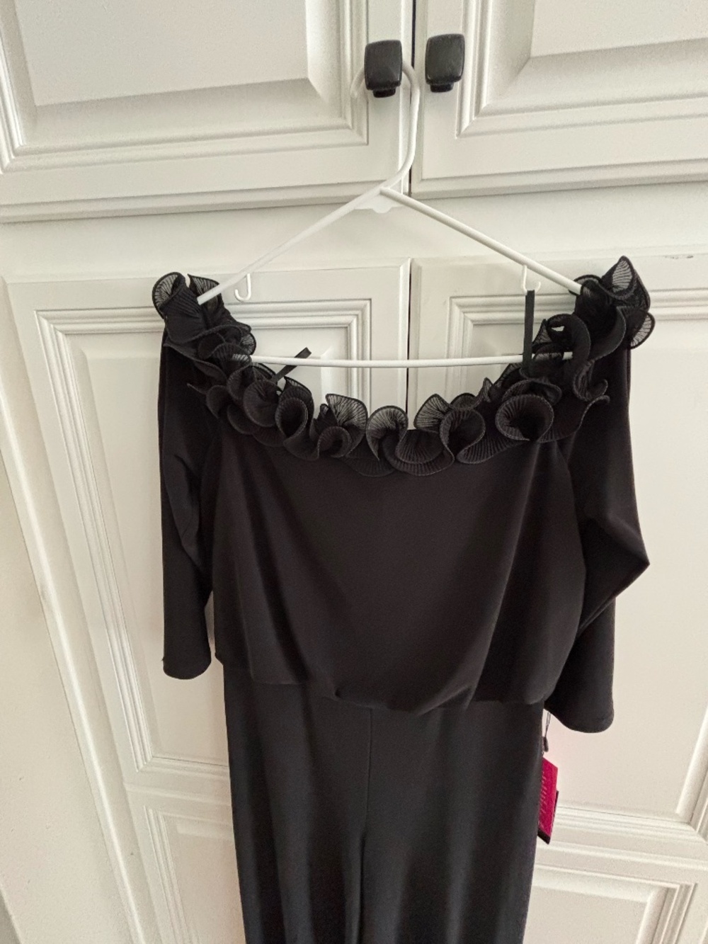 Adrianna Papell  Black ruffled blouson jumpsuit Size 10 NWT